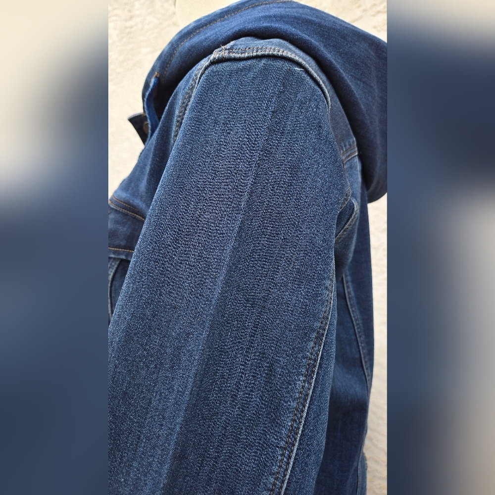 Liverpool Los Angeles Hooded Denim Jacket - Picture 13 of 16